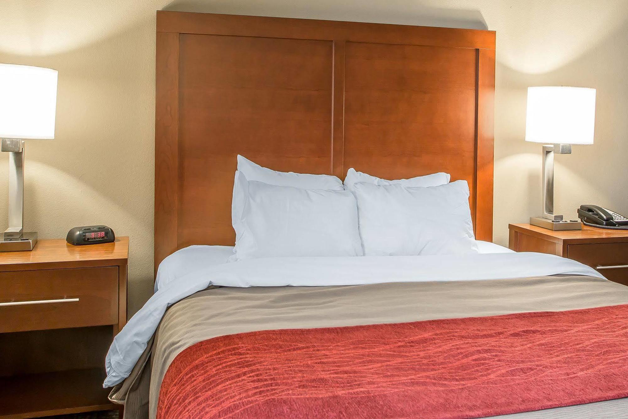 Comfort Inn Walcott Near Davenport Экстерьер фото
